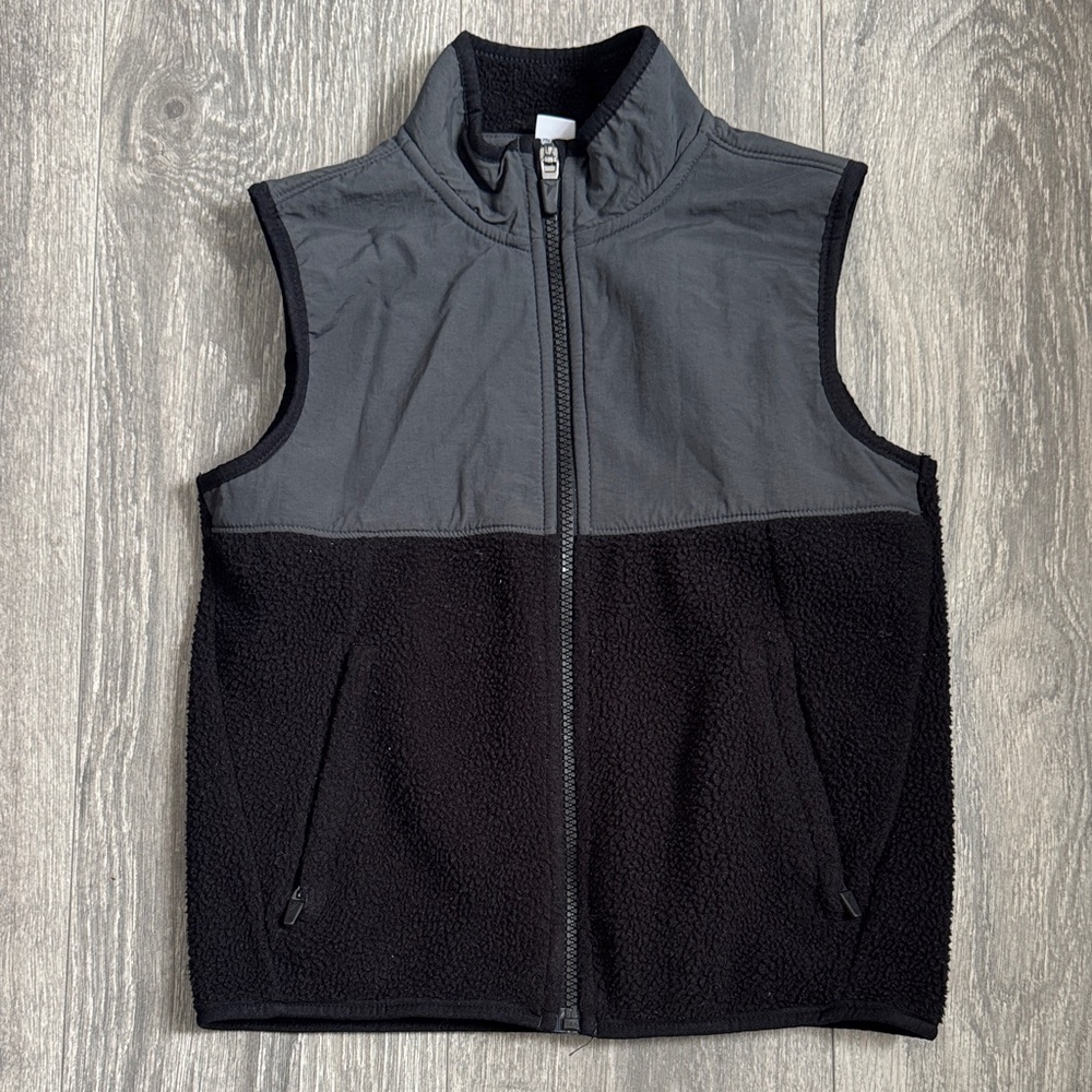 Old Navy Two-Tone Fleece Vest